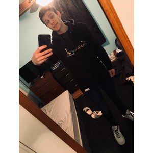 Meet your Posher, Alex